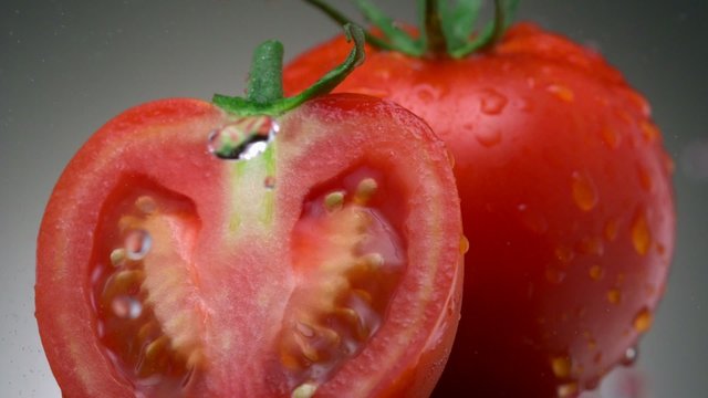 Fresh tomatoes, Slow Motion