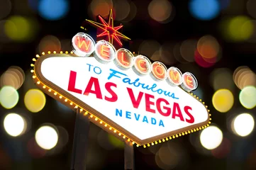 Foto auf Glas welcome to Fabulous Las Vegas Sign at night © somchaij