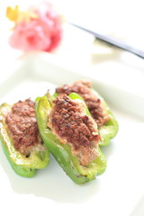 Chinese cuisine, mince meat in bell pepper with flower
