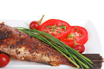 savory on white: whole fryed sunfish