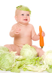 babe with vegetables