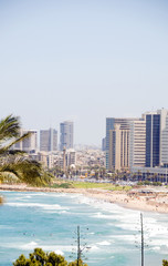 Fototapeta na wymiar skyline Tel Awiw Izrael plaża z wysokich urzędów Hotele narastania Azji