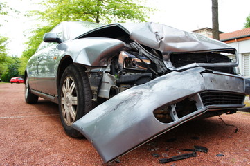 Voiture accidentée