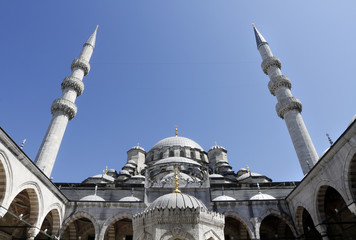 Fototapeta na wymiar New Mosque (Mosque of the Valide Sultan), Istanbul, Turkey