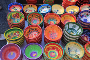 traditional pottery on a market in the Provence