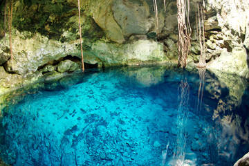 mexican cenote, sinkhole