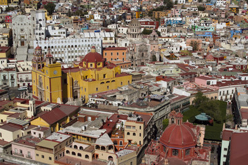Fototapeta na wymiar piękna panorama miasta Guanajuato, Meksyk
