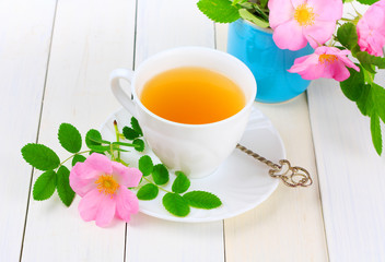 tea with rose hip