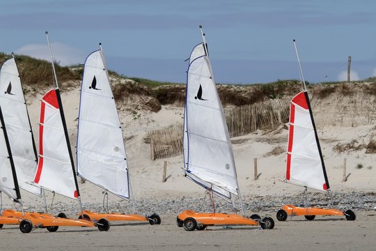 chars à voile, plage de la torche,plomeur,bretagne