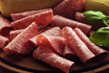 Salami 萨拉米  살라미