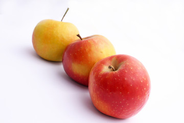3 pommes