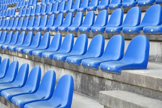 blaue Sitze