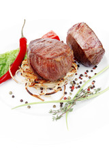 grilled beef fillet medallions