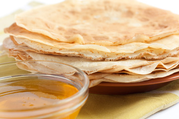 Pancakes and honey - a sweet dessert