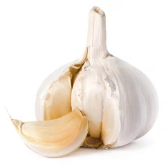 Zelfklevend Fotobehang garlic isolated on white background © Maks Narodenko