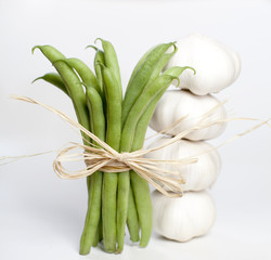 ail et haricots légumes du jardin