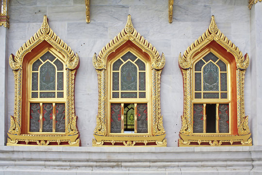 thai art on window