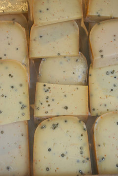 Bauernk&auml;se in Folie
