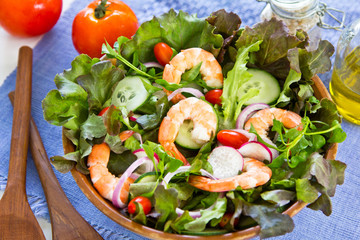 King 's prawn salad