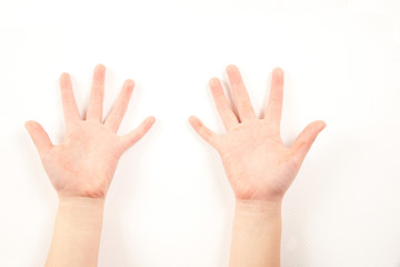 child hand gesture