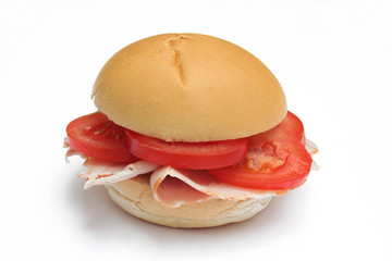 panino al prosciutto con pomodoro_sfondo bianco