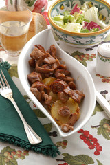 肉和土豆 Carne y papas Meat and potatoes 육류와 감자