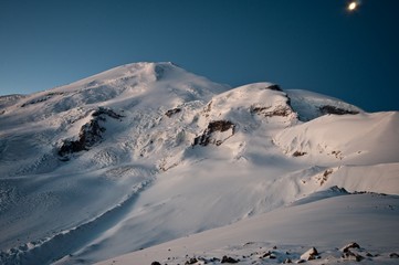 Ночной Эльбрус