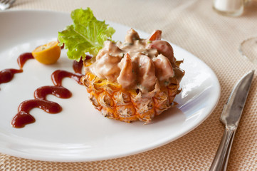 entrée de crevettes à l'ananas