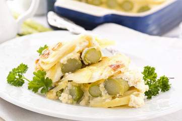 Kartoffelgratin mit Spargel