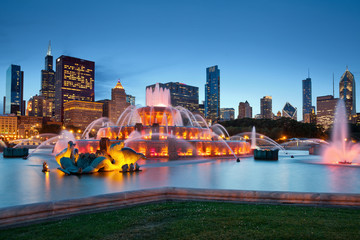 Naklejka premium Buckingham Fountain in Grant Park, Chicago