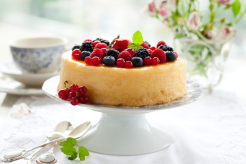 Cheesecake With Berries