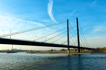 Oberkasseler Brücke