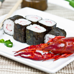 Sushi mit Flusskrebs
