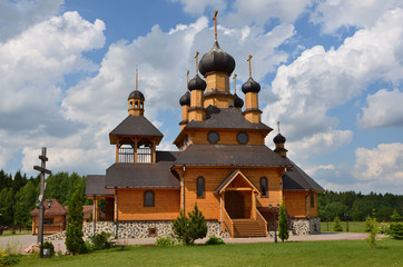 Деревянная церковь в Дудутках.