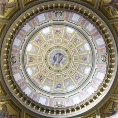 Foto op Canvas St. Stephen's Basilica, central cupola © mikeng
