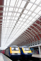 Fototapeta premium Paddington station trains