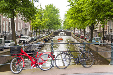 Fototapeta na wymiar Bicyles w Amsterdamie