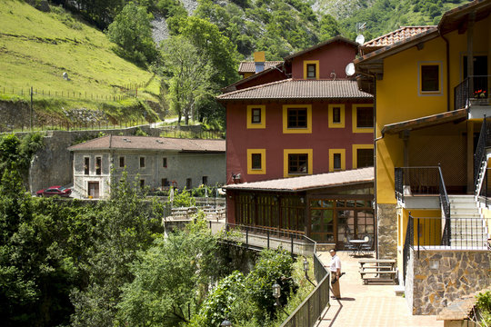 Desfiladero de los Beyos-Vidosa, Ponga