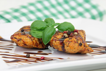 Putensteaks gegrillt mit Balsamico Essig