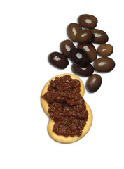 Olive nere Taggiasche con patè