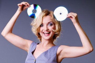 girl keeps disks