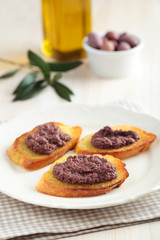 Crostinis with olive pate