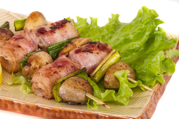 Bacon wrapped grilled Scallops with mushrooms and bacon
