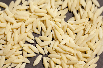 dry orzo pasta