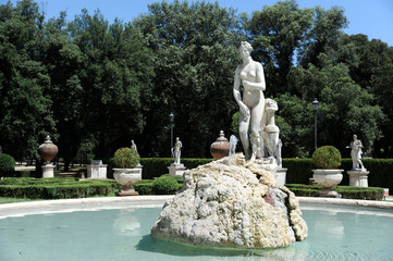 Fototapeta na wymiar Brunnen Villa Borghese