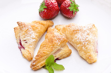 Erdbeer - Blätterteig