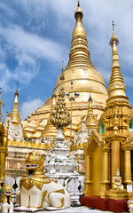 Naklejka premium Shwedagon Paya, Yangon, Burma