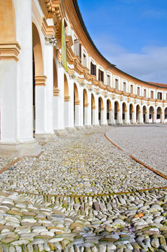 la rotonda di Badoere