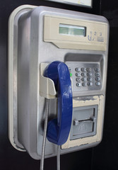 T&eacute;l&eacute;phone public avec des cartes