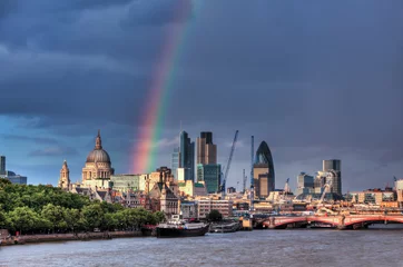 Foto op Canvas London Financial District Skyline over Thames with rainbow © Wallace